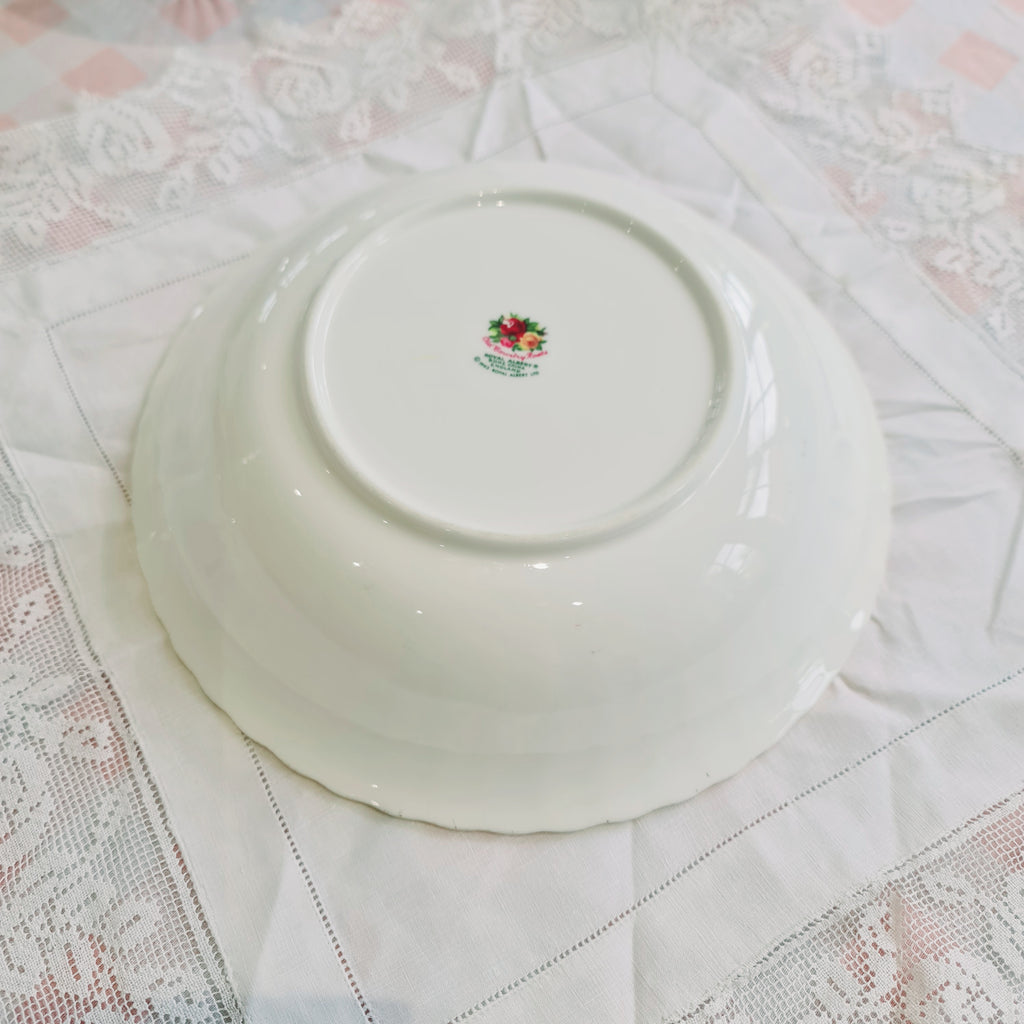 Royal Albert old Country Rose big serving Bowl