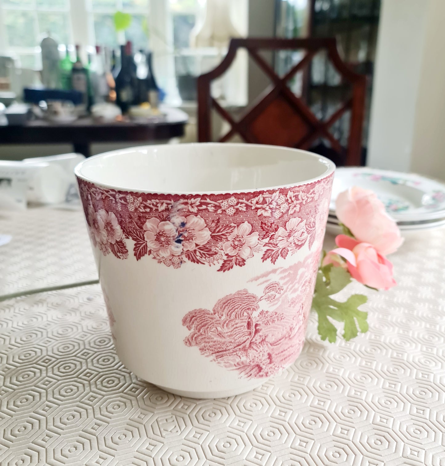 Wedgwood "Woodland Pink" pink and white plant pot