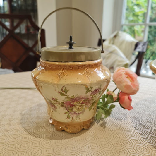 Victorian biscuit barrel / Tea canister