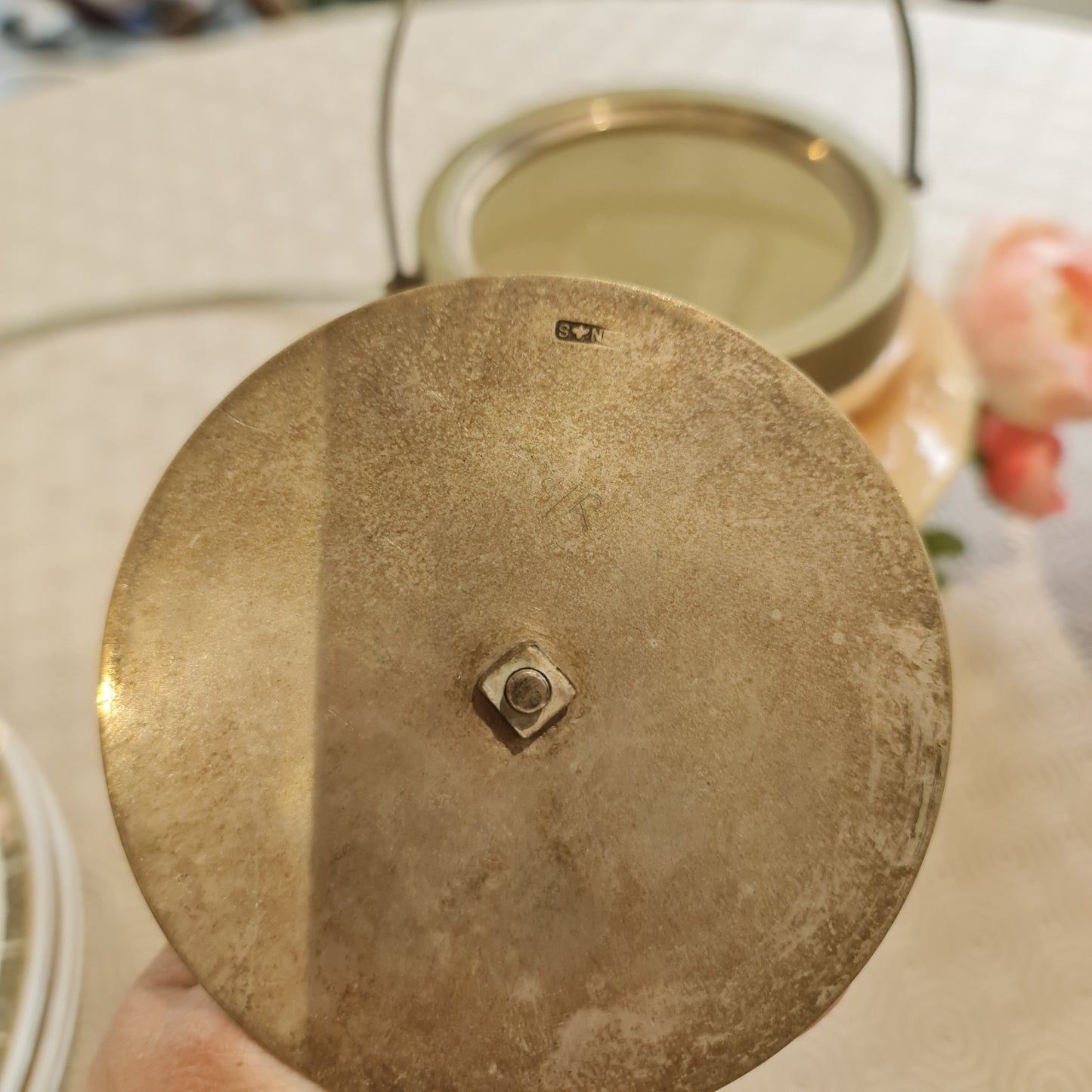 Victorian biscuit barrel / Tea canister