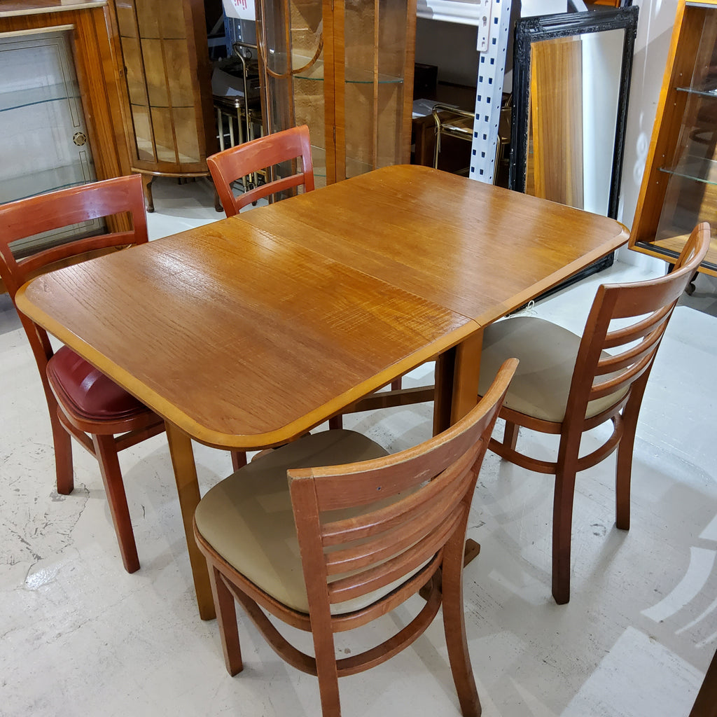 Schreiber Mid-Century Teak Gateleg Dining Table