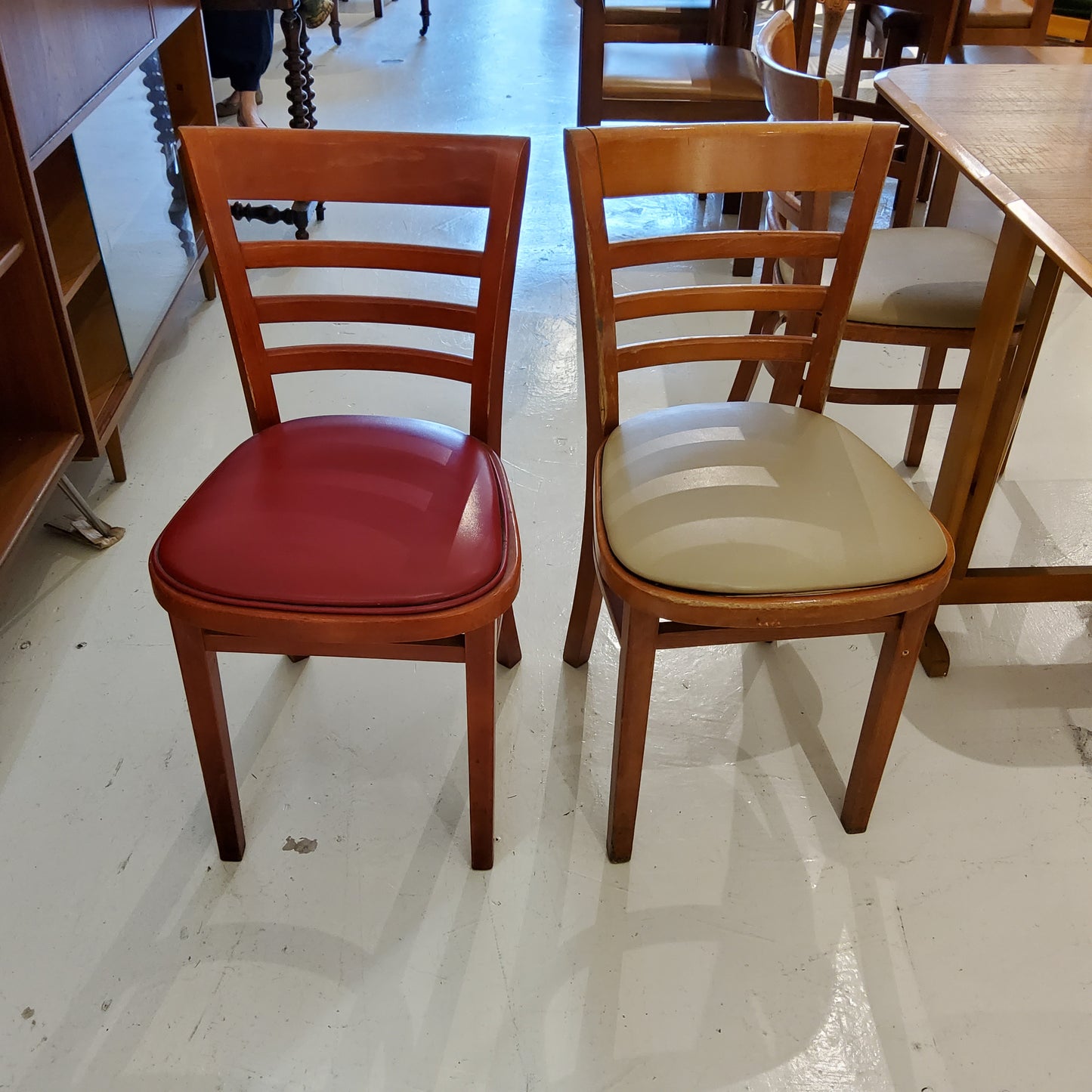 Small table dinning mid century tesk chair