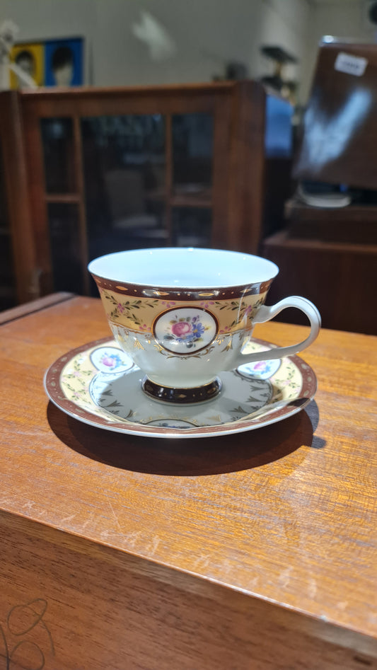 European vintage tea set