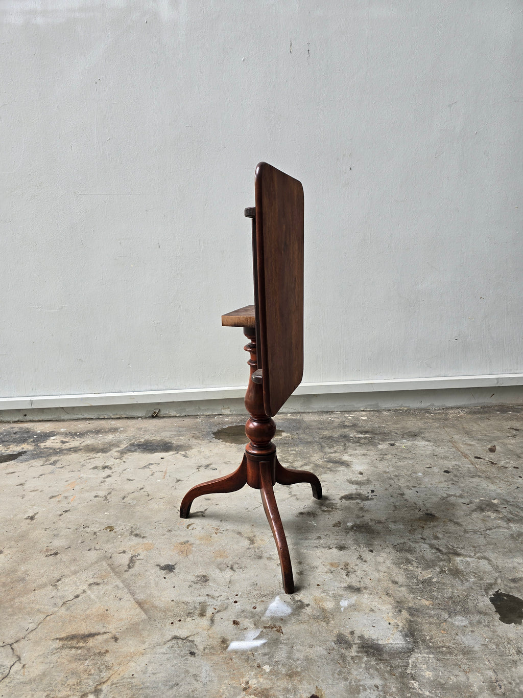 Georgian Tilt Top Occasional Table, 1800s