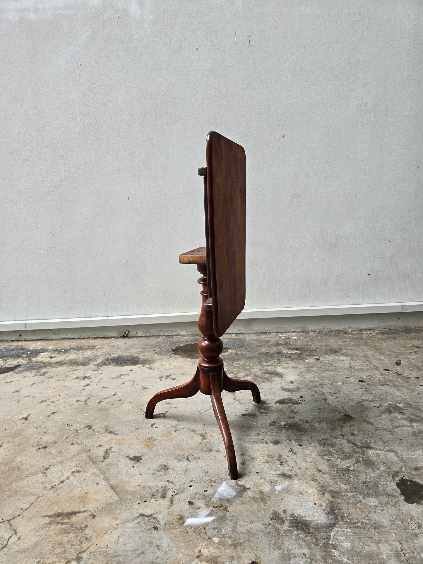 Georgian Tilt Top Occasional Table, 1800s