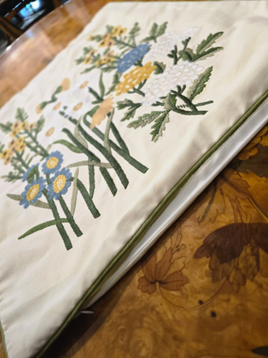 Hand Stitch flower pillowcase 46cm X 46cm