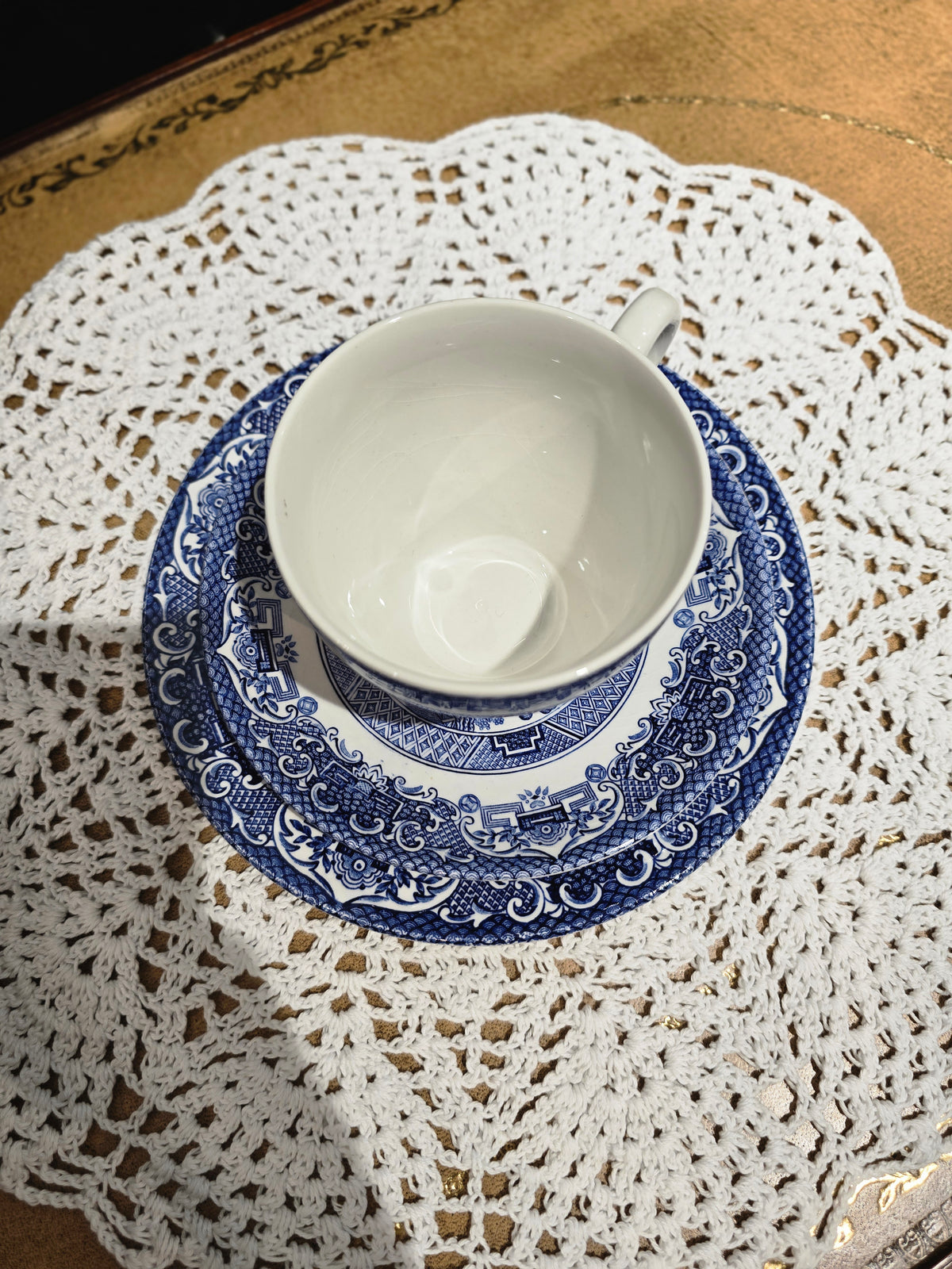 Old Willow English Ironstone tea set