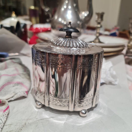 Exquisite Silver canister by Francis Howard 1890