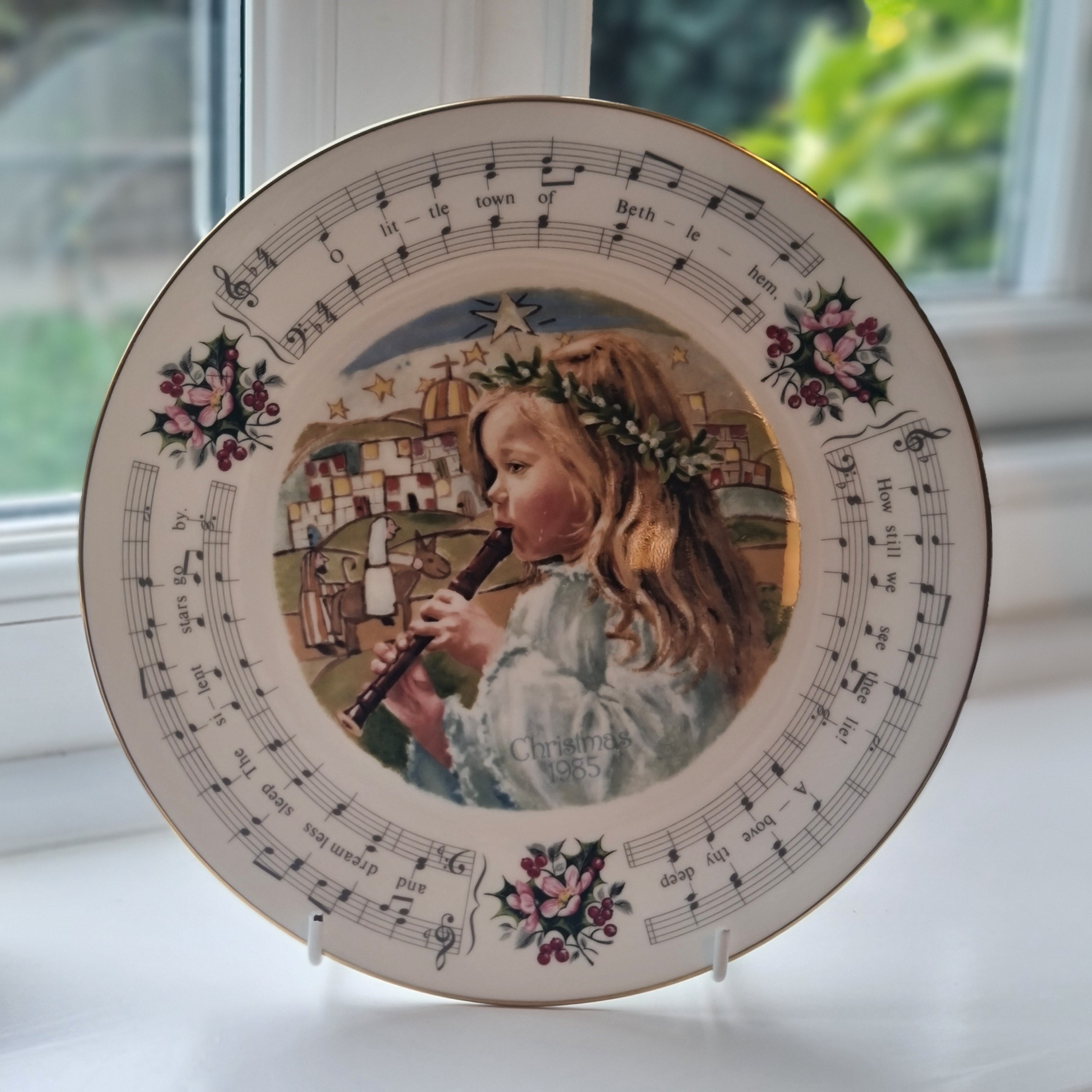 Royal Doulton Christmas Carol collector plate