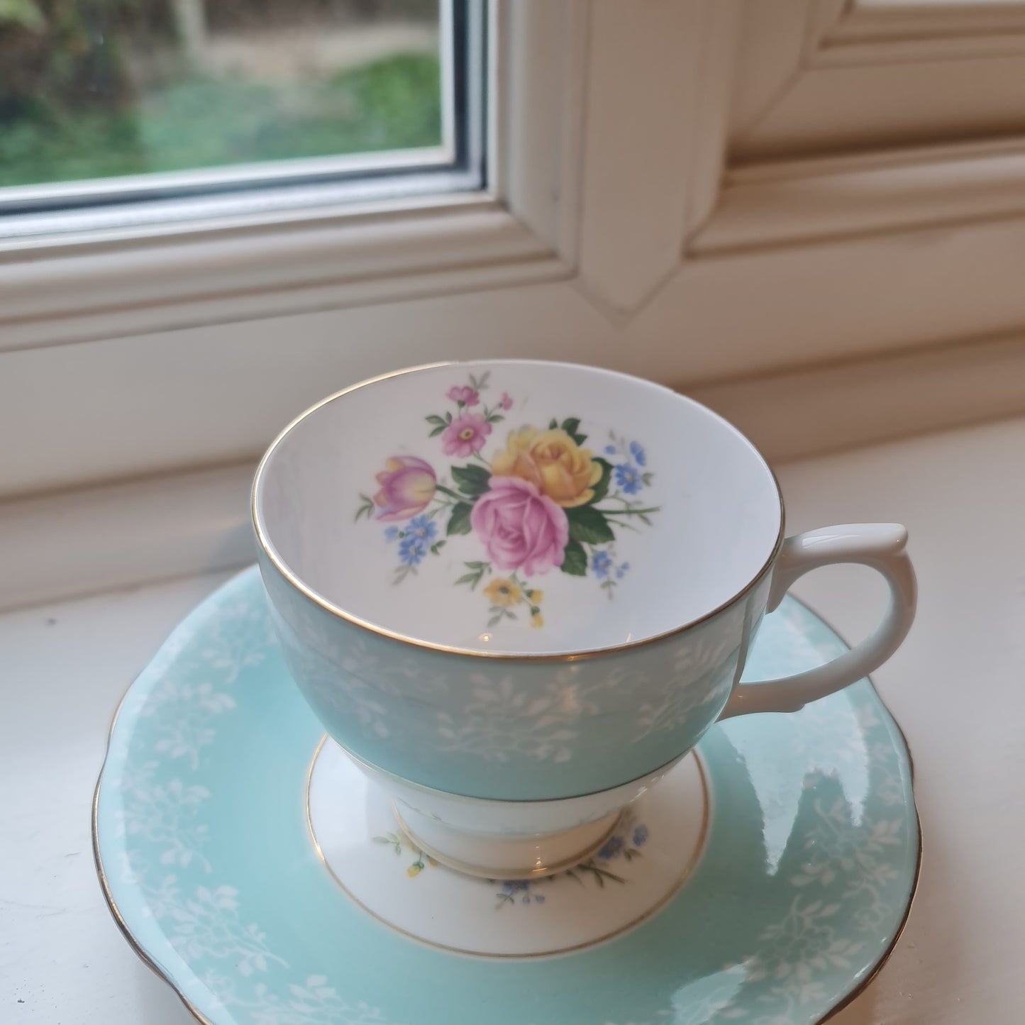 Vintage Dorcester fine bone china rose tea set / desert plate / big serving plate