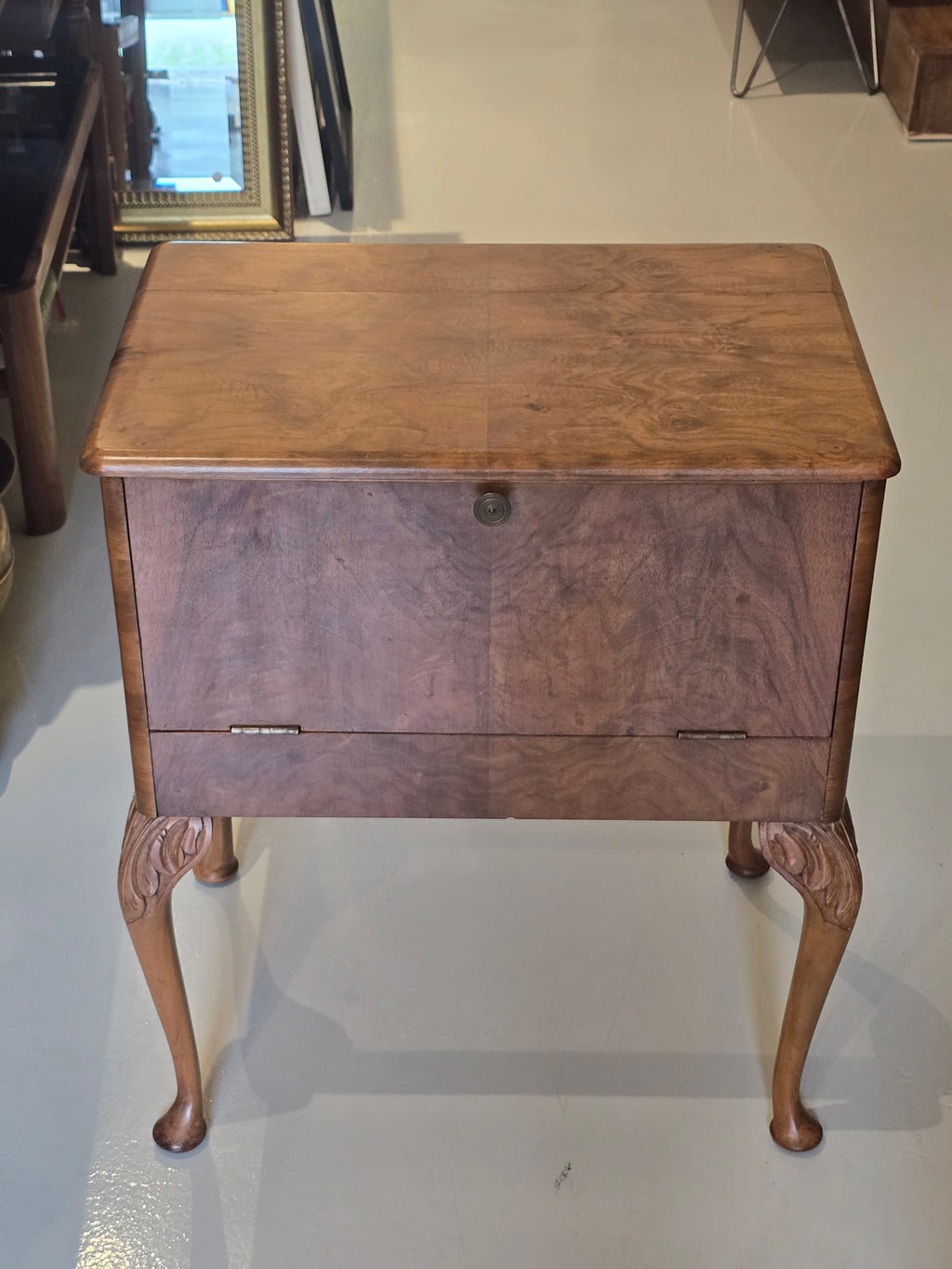 Handcrafted Louis XV Style Bedside Table – Elegant Storage Solution