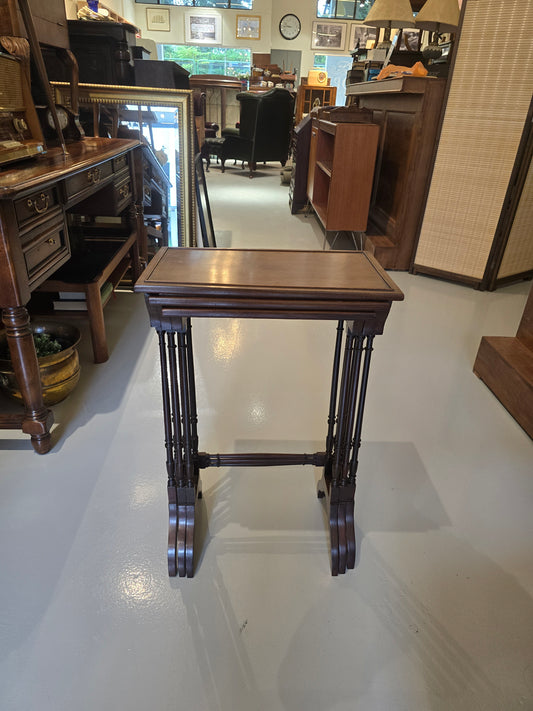 Regency Rosewood Nesting Tables – Timeless Elegance in Compact Design