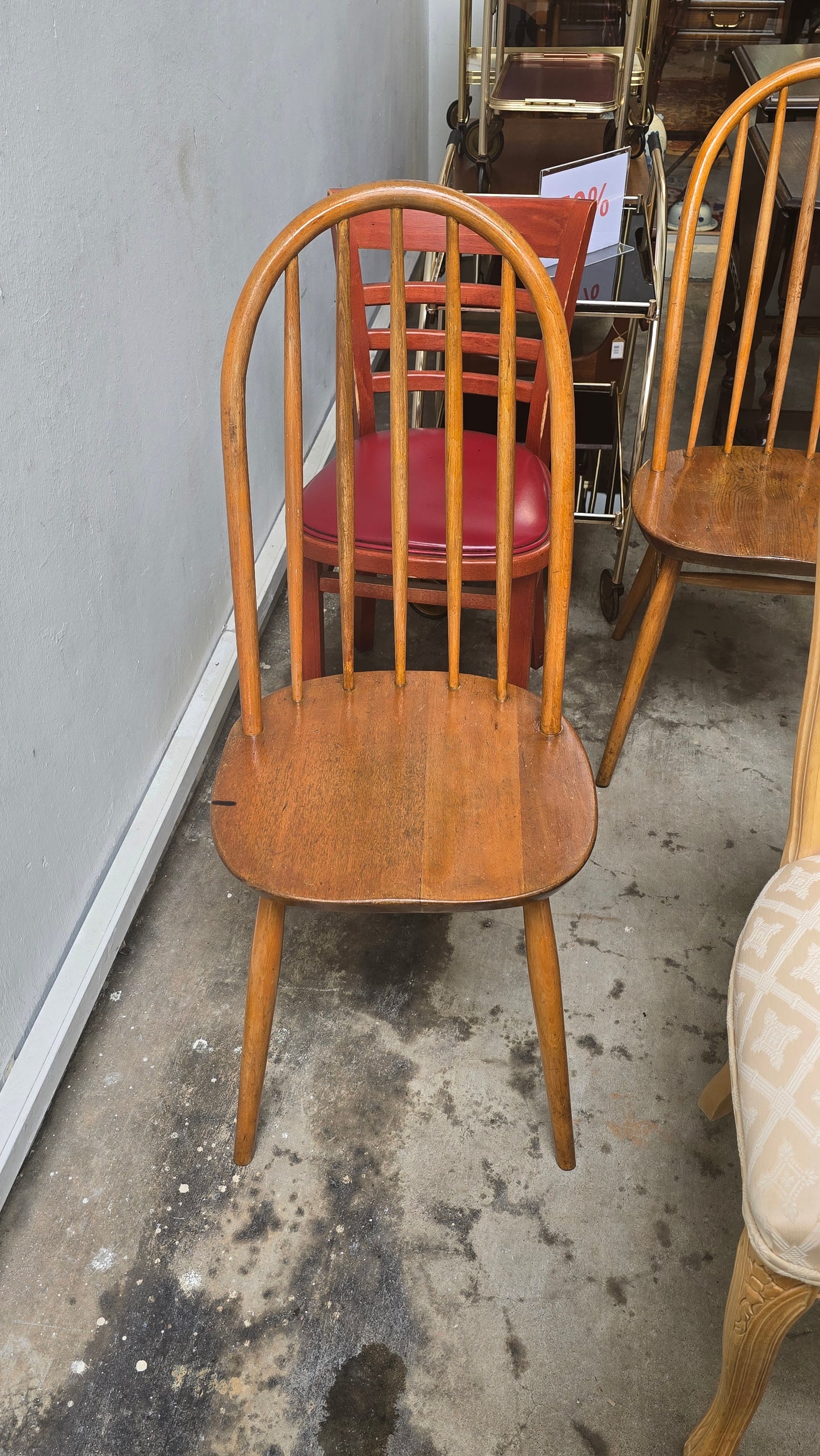 Mid-Century Modern Bow-Back Windsor Chairs (Pair)