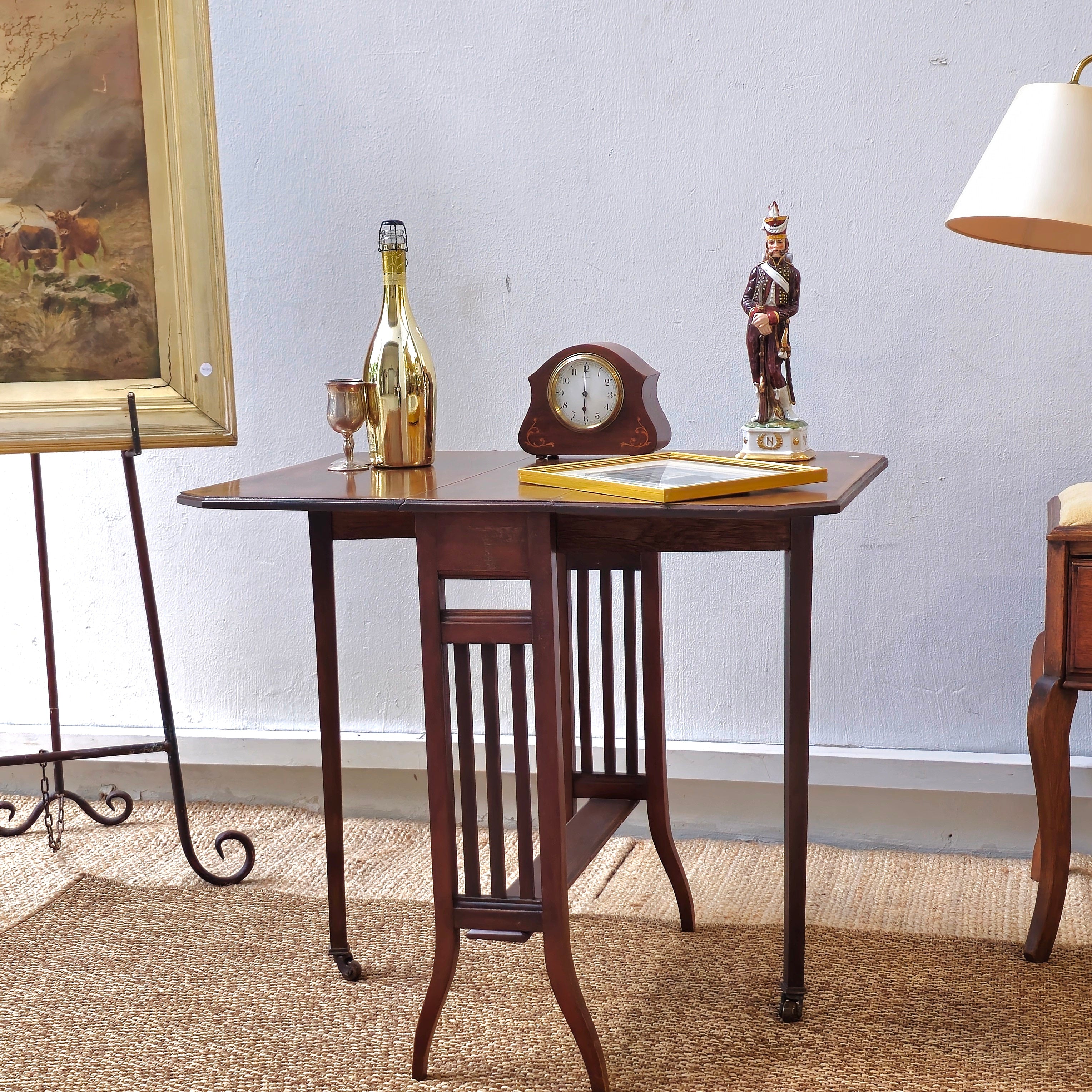 Antique Edwardian quality inlaid mahogany Sutherland table  49 cm