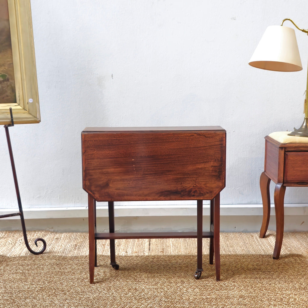 Antique Edwardian quality inlaid mahogany Sutherland table  49 cm
