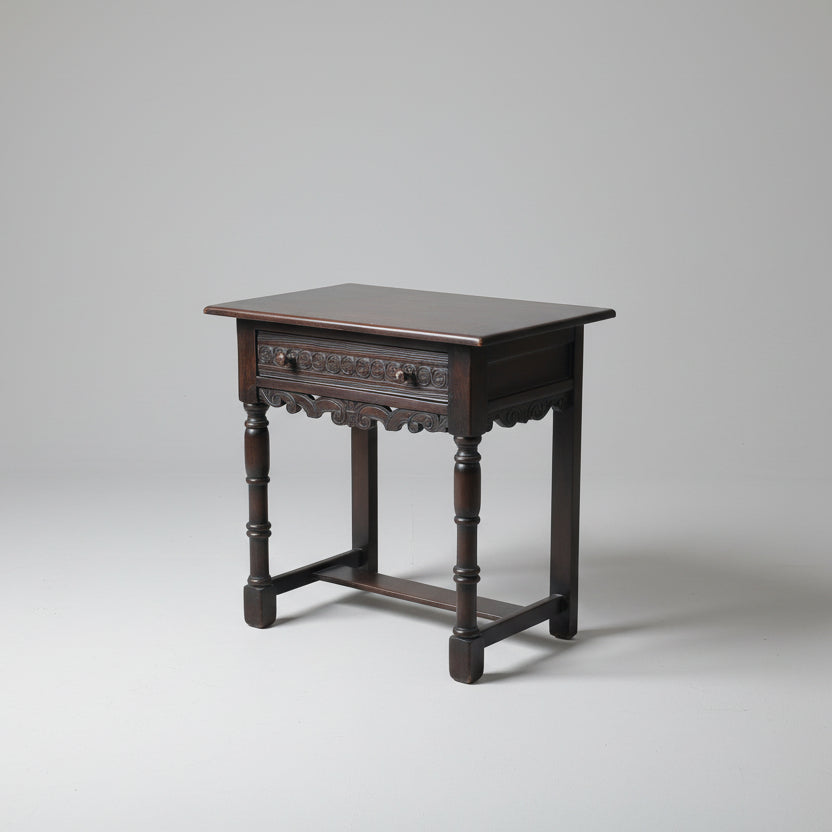 Georgian British Dark Oak Side Table with Hand-Carved Details