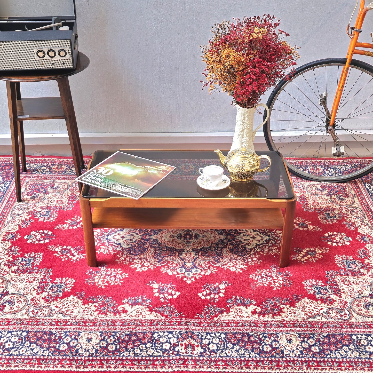 Vintage British G-Plan Teak & Glass Side Table – Mid-Century Modern