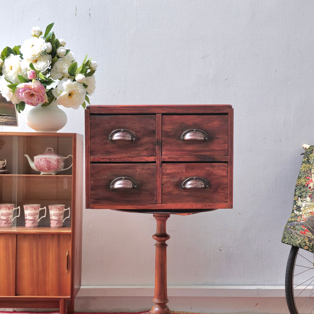 Vintage Solid Wood Apothecary-Style Chest with 4 Drawers