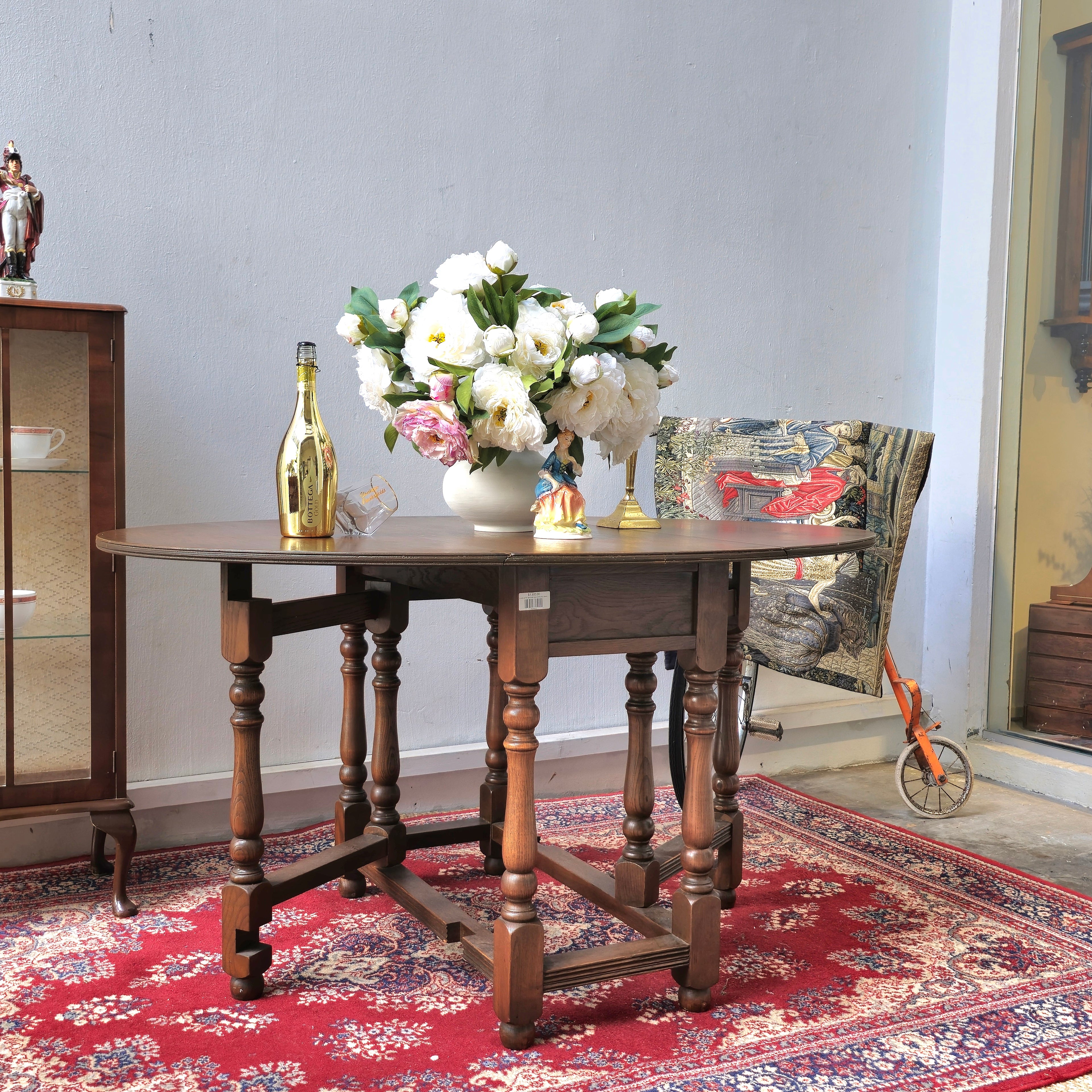 Antique English Gateleg "Drop-Leaf" Table