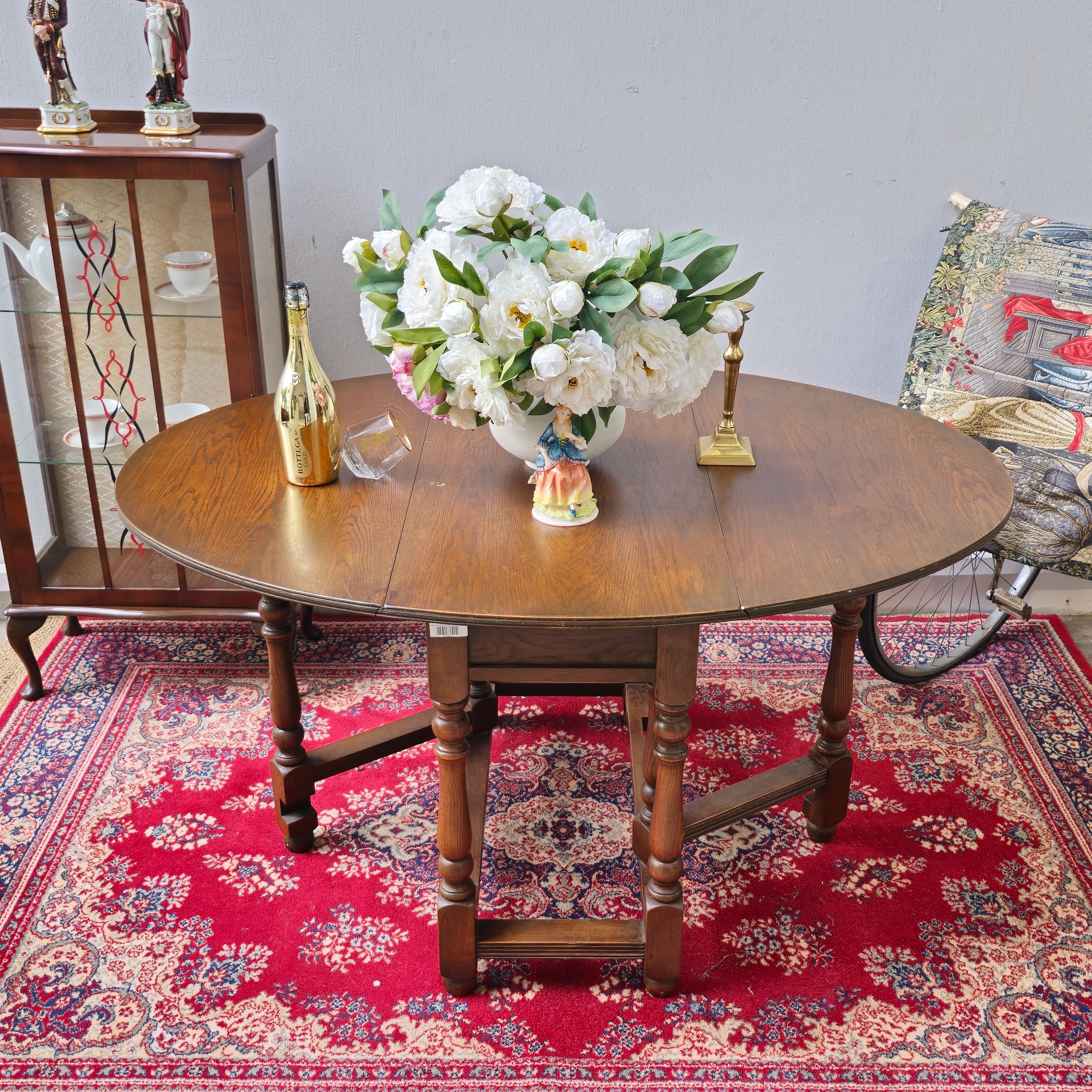 Antique English Gateleg "Drop-Leaf" Table