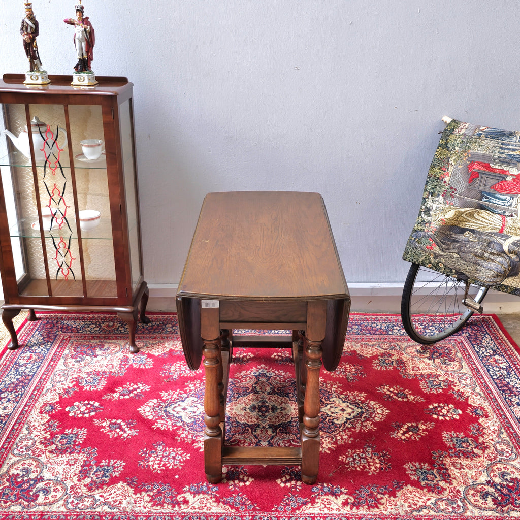 Antique English Gateleg "Drop-Leaf" Table