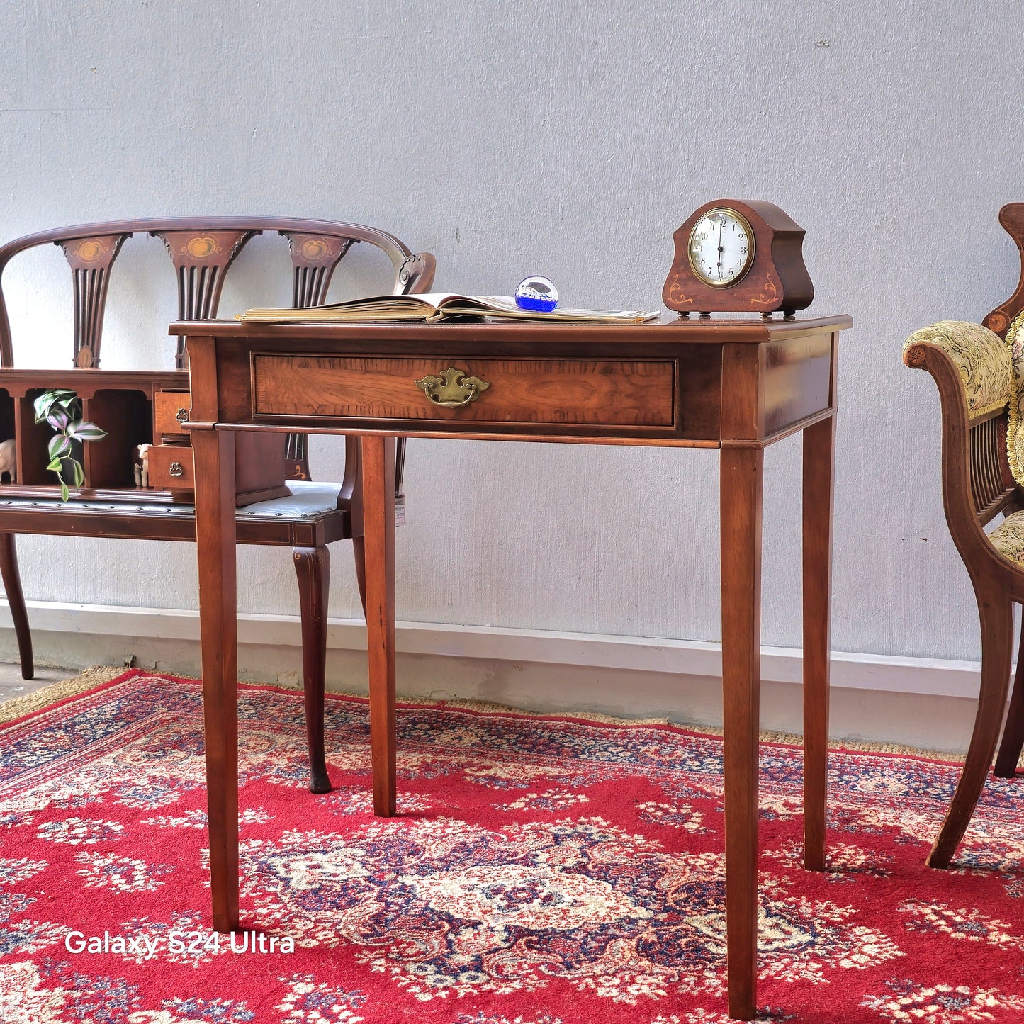 Edwardian Mahogany Inlaid Writing Table with Brass Handle (c. 1900–1910)