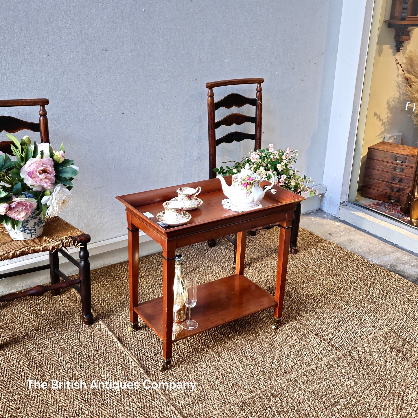 GRANGE CHERRY TWO TIER TABLE WITH DETACHABLE TRAY TOP