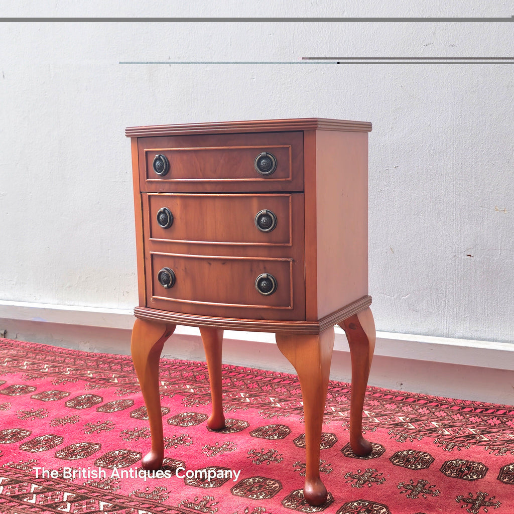 YEW WOOD CHEST OF THREE DRAWER ON CABRIOLE LEGS. 15" WIDE.