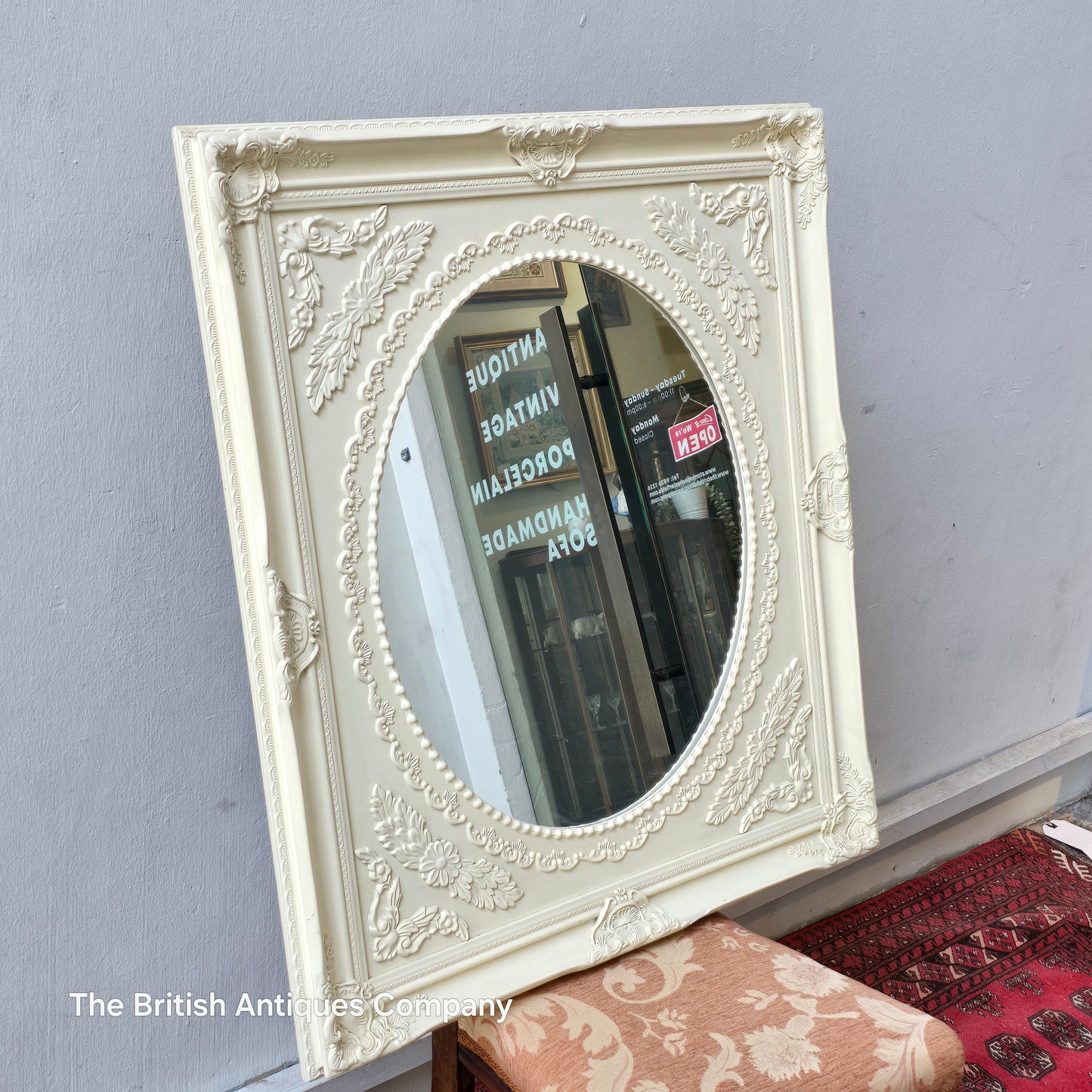 VICTORIAN STYLE WALL MIRROR WITH FOLIATE DECORATION, 33" X 29"