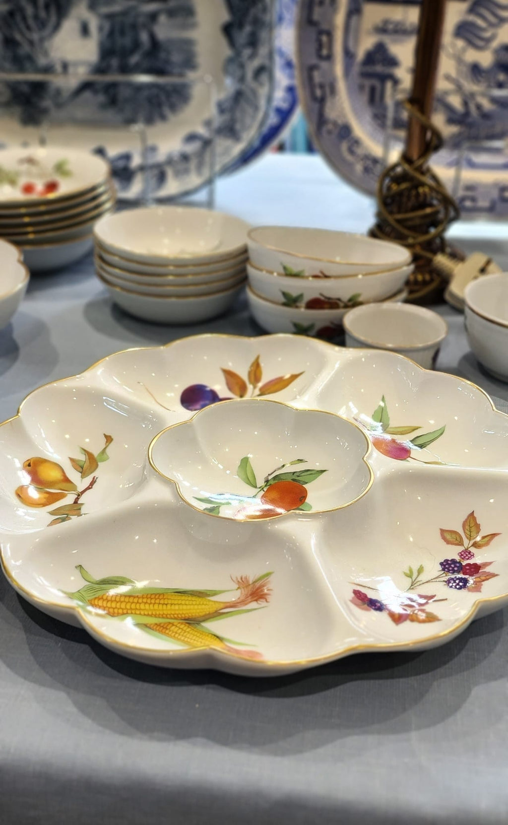 Vintage ROYAL WORCESTER Fine Porcelain EVESHAM 13 1/2" 6-Parts Snack/Dip Crudite