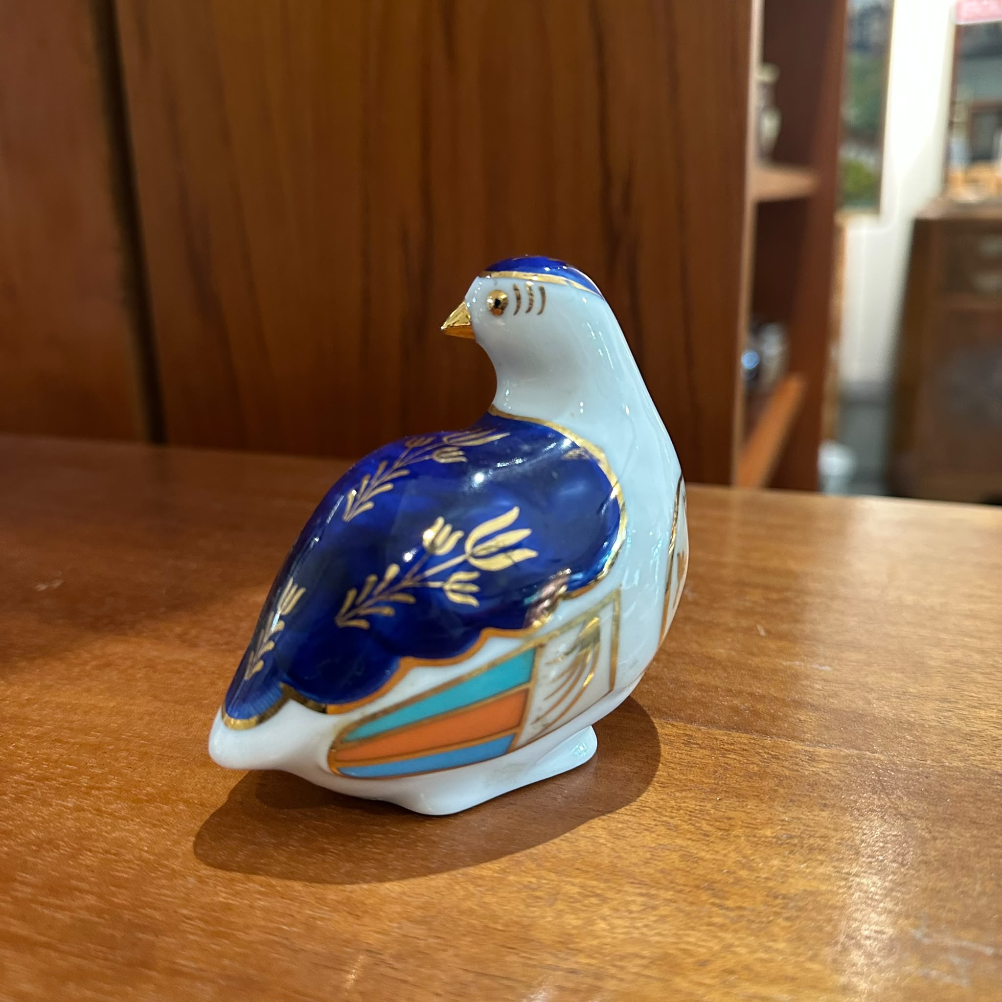 Bellwood Artistic Studio Linchmere Imari Style Porcelain Quail Figurine