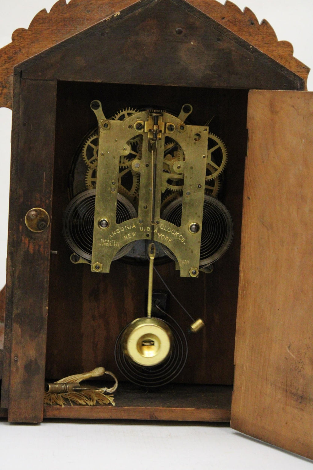 Ansonia Clock Co. Mantel Pendulum Clock - New York, USA Internal