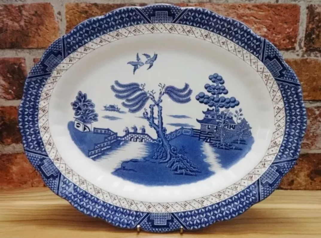 Booths Real Old Willow dinner and tea ware