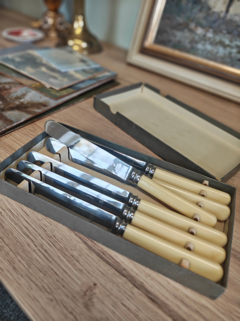 Dyson & borsf fall ltd Sheffield stainless steel butter knife with bone handle