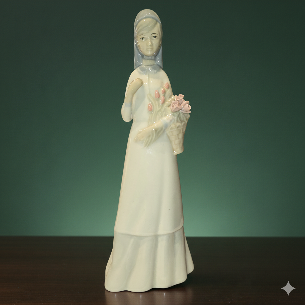 Porcelanas Miquel Requena S.A. "Girl with Flower Basket" Valencia Porcelain Figurine