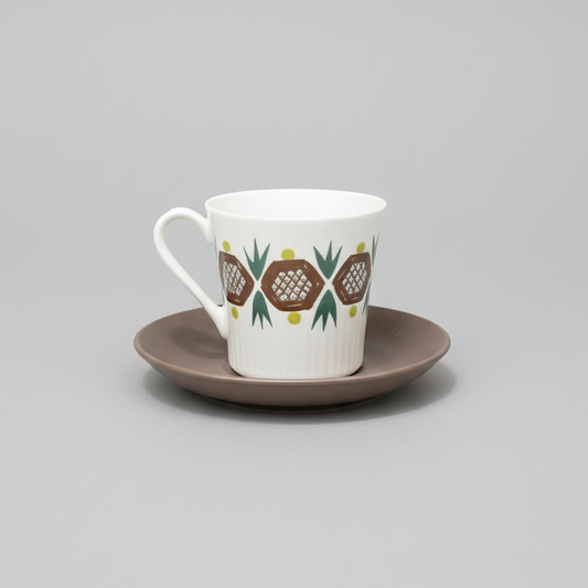 "Pineapple" Pattern Mid Century Teacup Set by "ROLF" (Made in Norway)