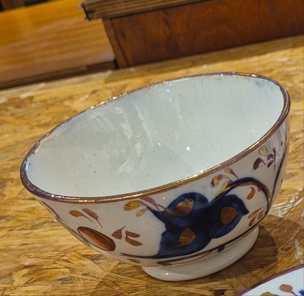 VINTAGE ALLERTONS WELSH GAUDY SUGAR BOWL