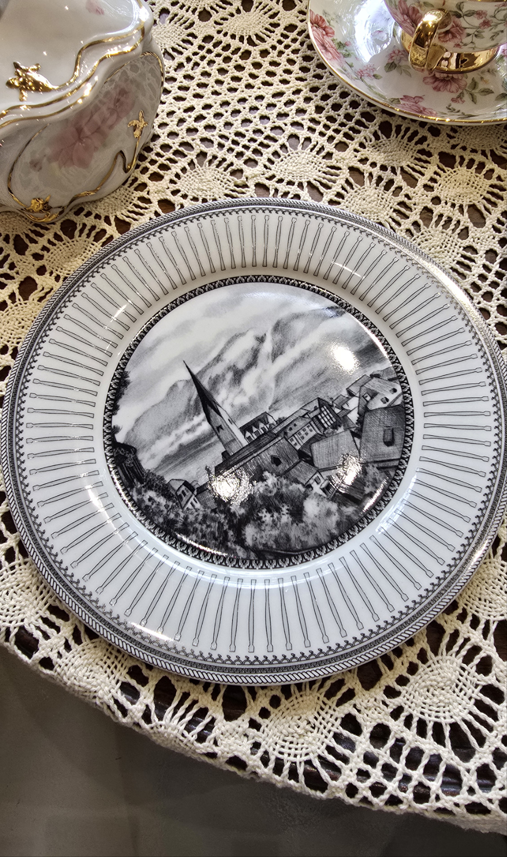 Rocks Century Breakfast Plate