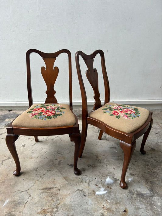 Queen Anne Period Walnut Chair Cabriole Legs and Stretchers