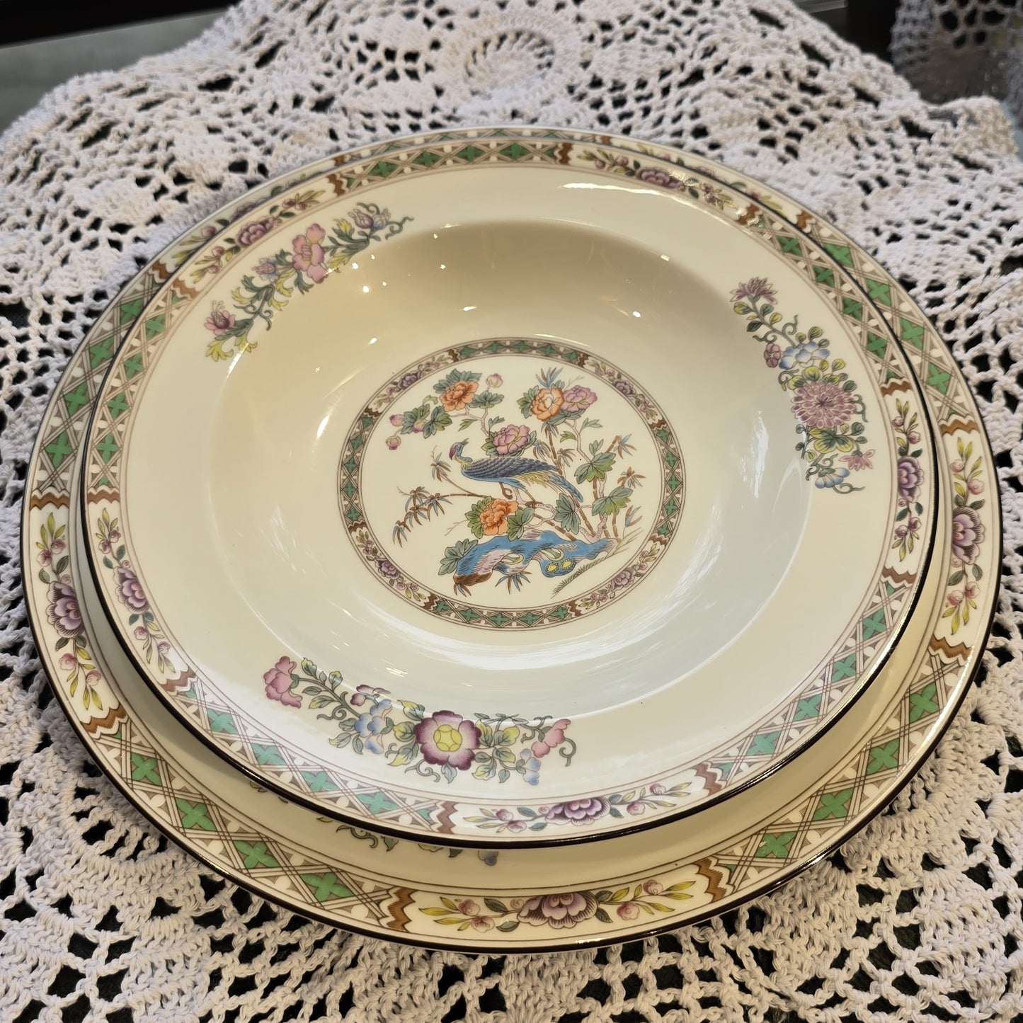 Wedgwood Kutani Crane Dinner and tea ware