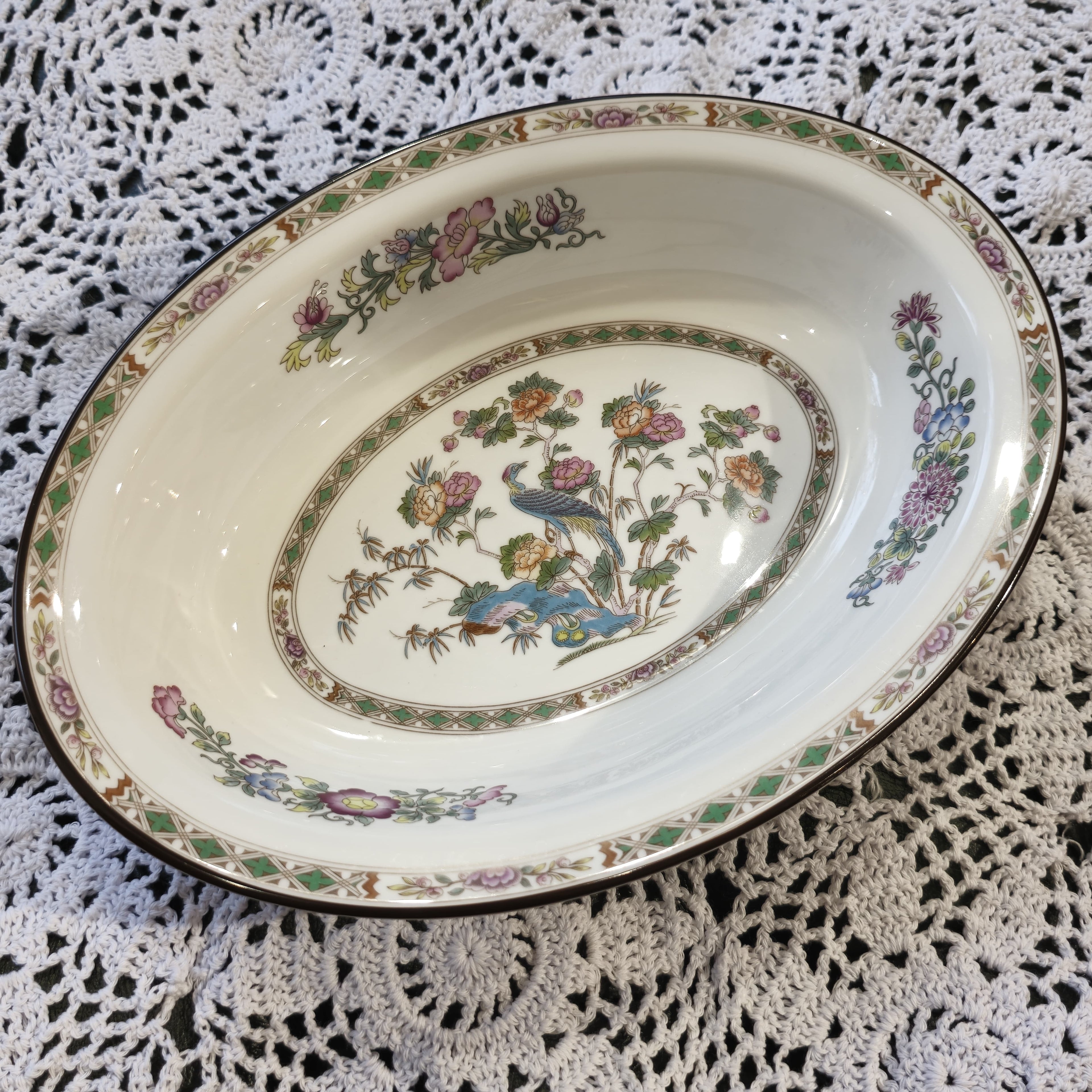 Wedgwood Kutani Crane Dinner and tea ware