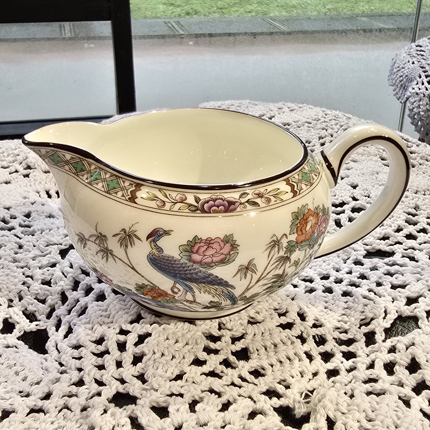 Wedgwood Kutani Crane Dinner and tea ware