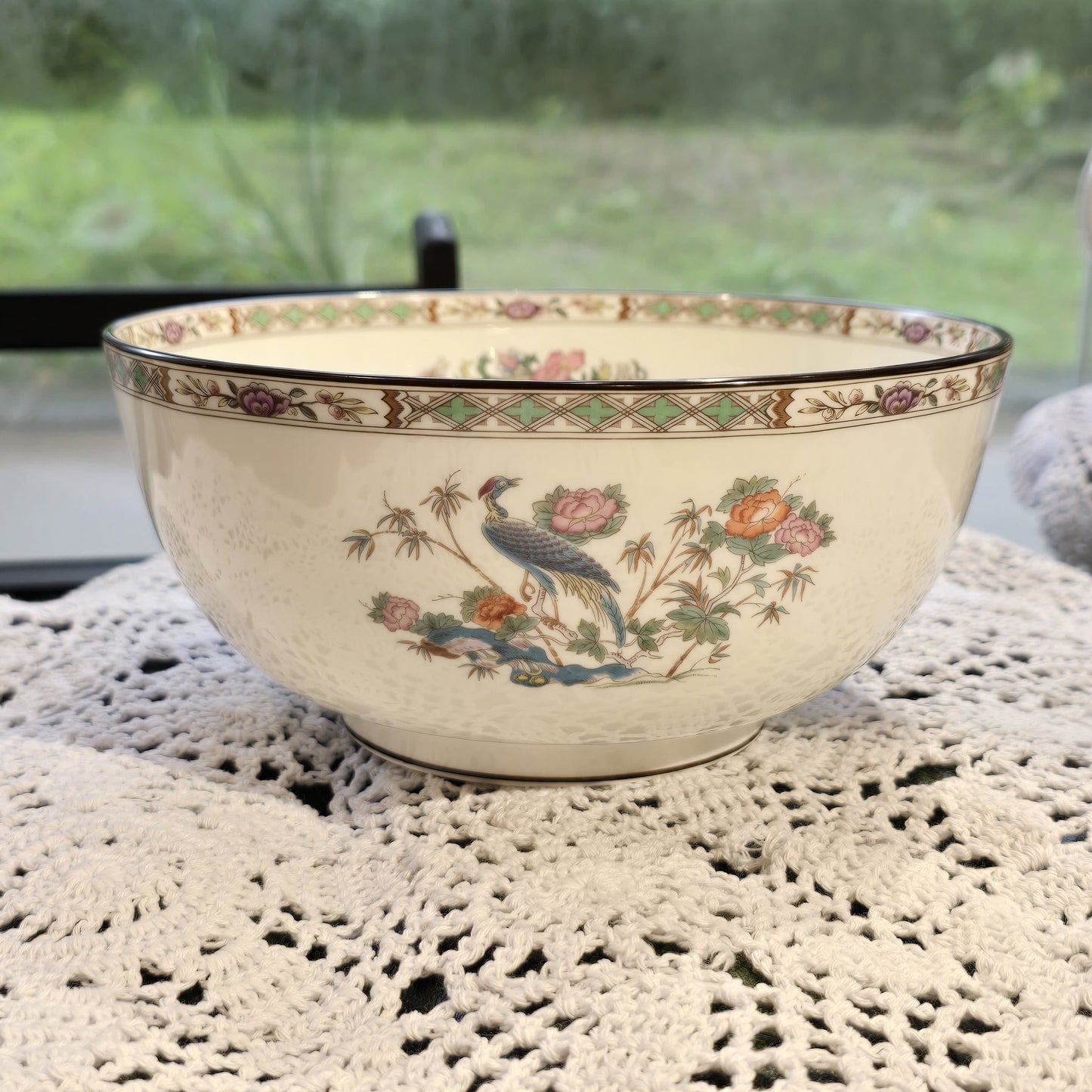 Wedgwood Kutani Crane Dinner and tea ware