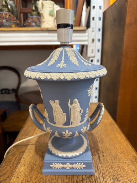 Wedgwood lamp