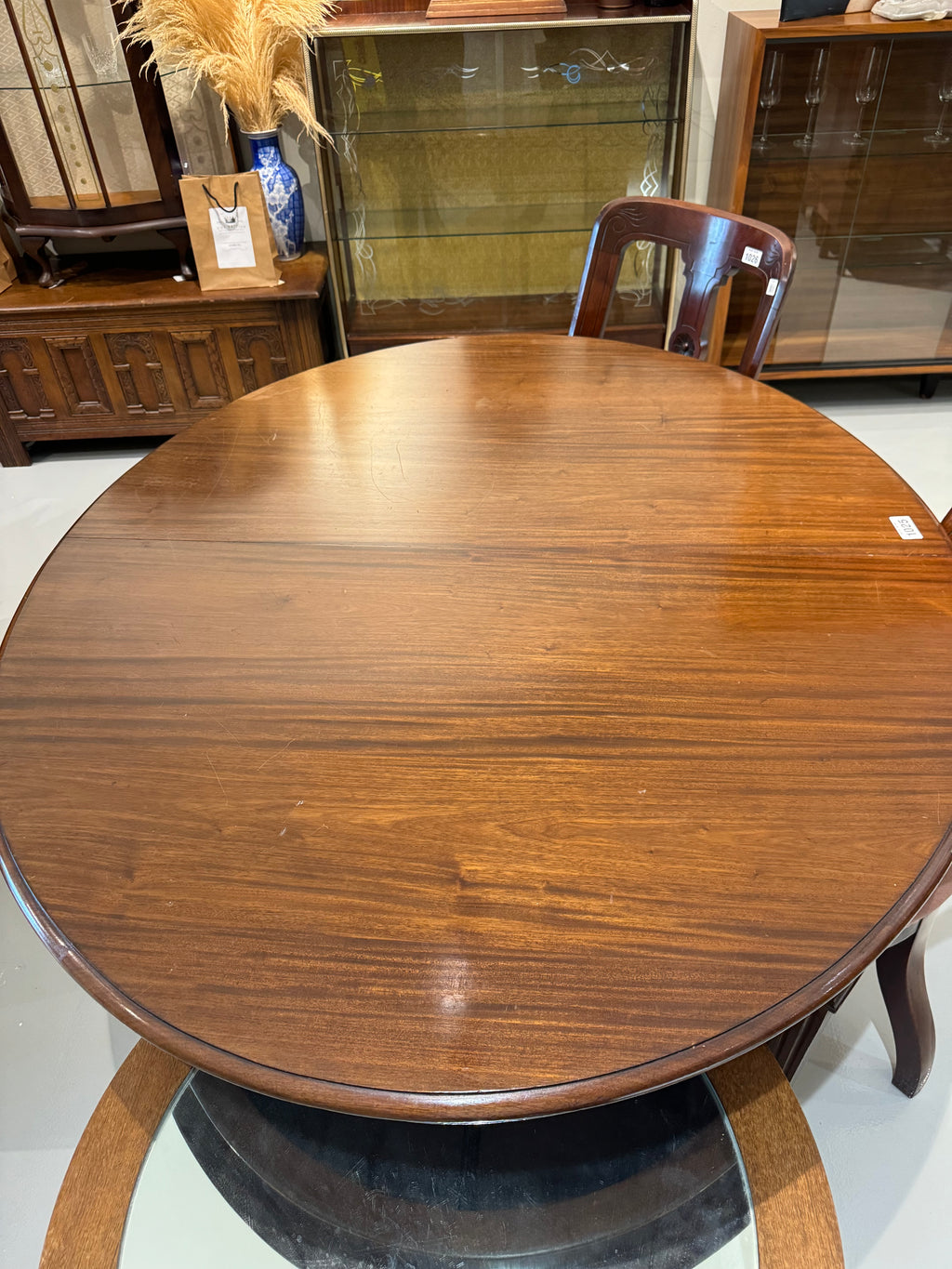 Timeless Dining Expendable