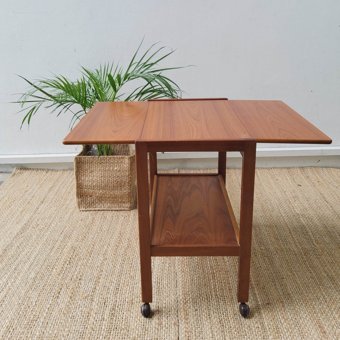 Mid-Century Folding Drinks Trolley in Teak, 1960s