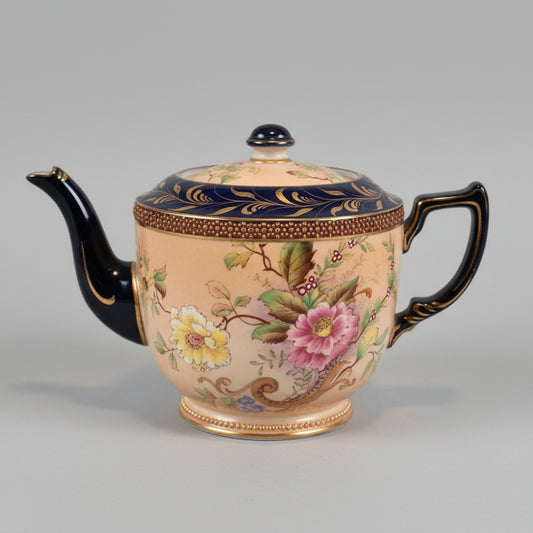 antique tea pot