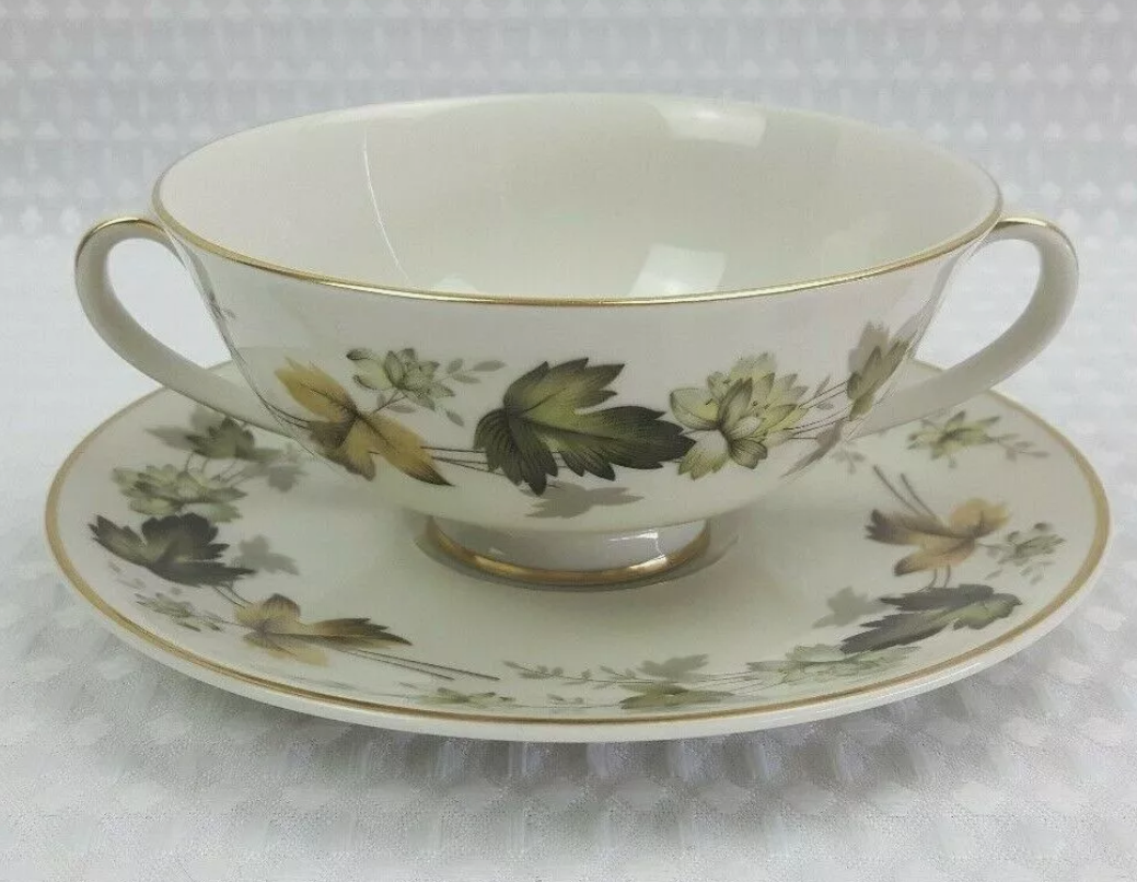 Royal Doulton Larchmont Dinnerware, Dinner plate, Tureen, Soupbowl