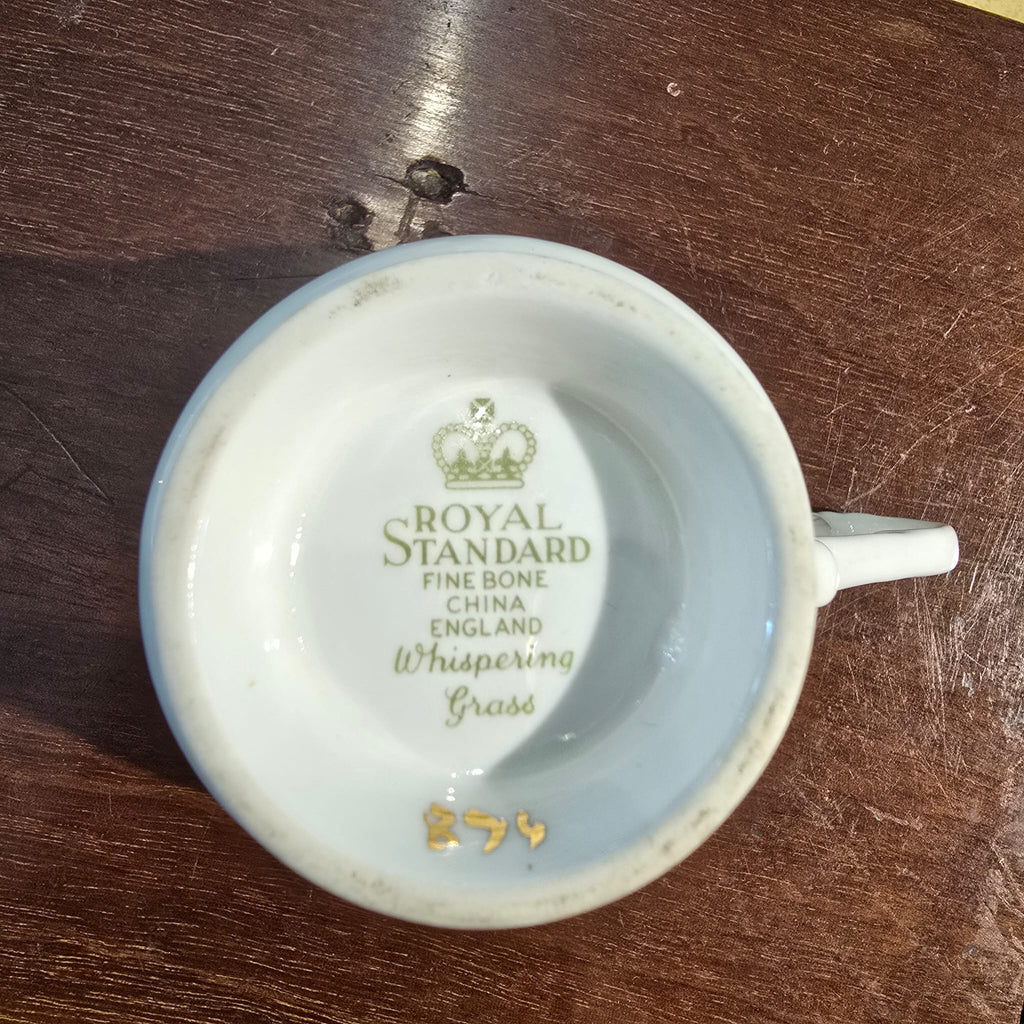 Royal Standard Fine Bone China England Whispering Grass