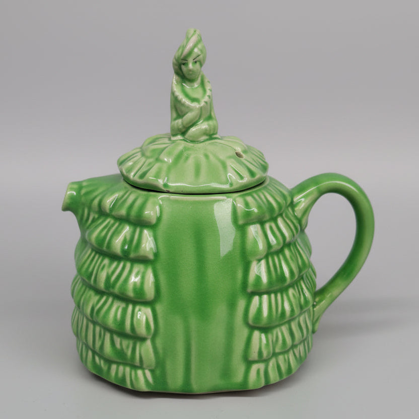 Sadler 1930 Daintee The Crinoline teapot